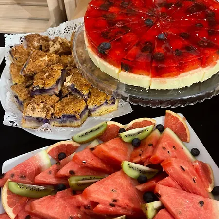 לינה וארוחת בוקר Natura רווה