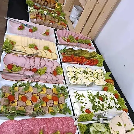 Natura Frühstückspension 3*